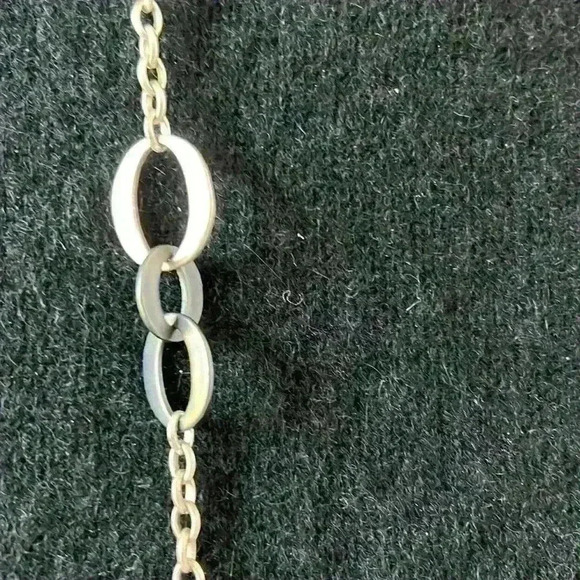 Matte Silver & Black necklace - Picture 3 of 3
